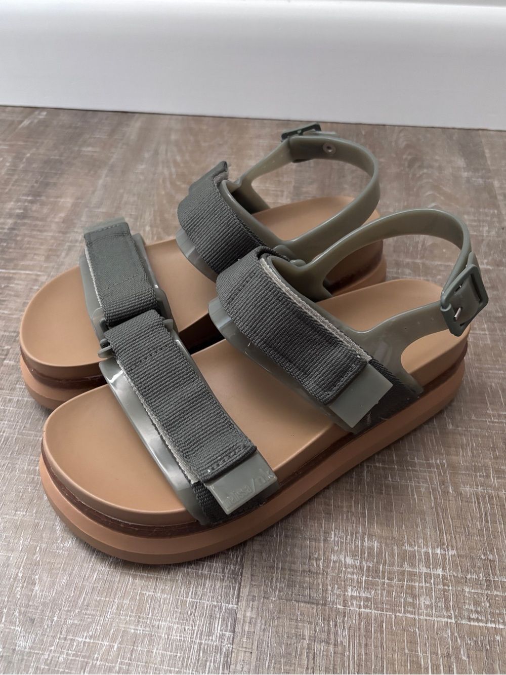 Melissa Cosmic Sandal II Buckle Platform Sandals Womens 8 Chunky Slide Y2K - Picture 4 of 14